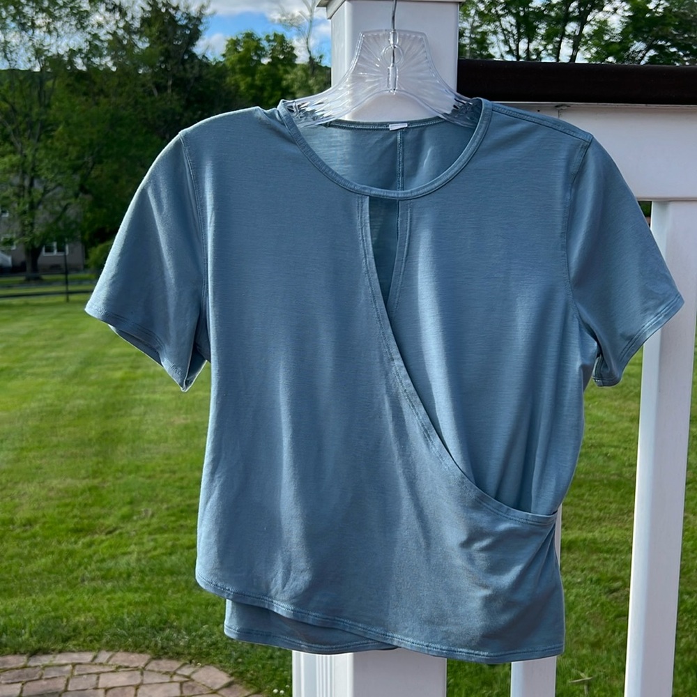 Lululemon Roundtrip Short Sleeve Top